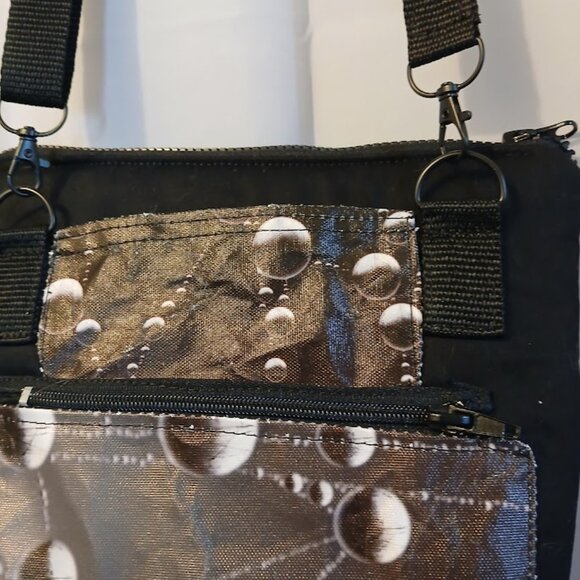 New Travel Sling pack Crossbody Photo Canvas Water droplet Web Black White denim - Picture 10 of 15